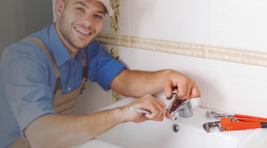 Expert burst pipe repair services in Sperry, OK